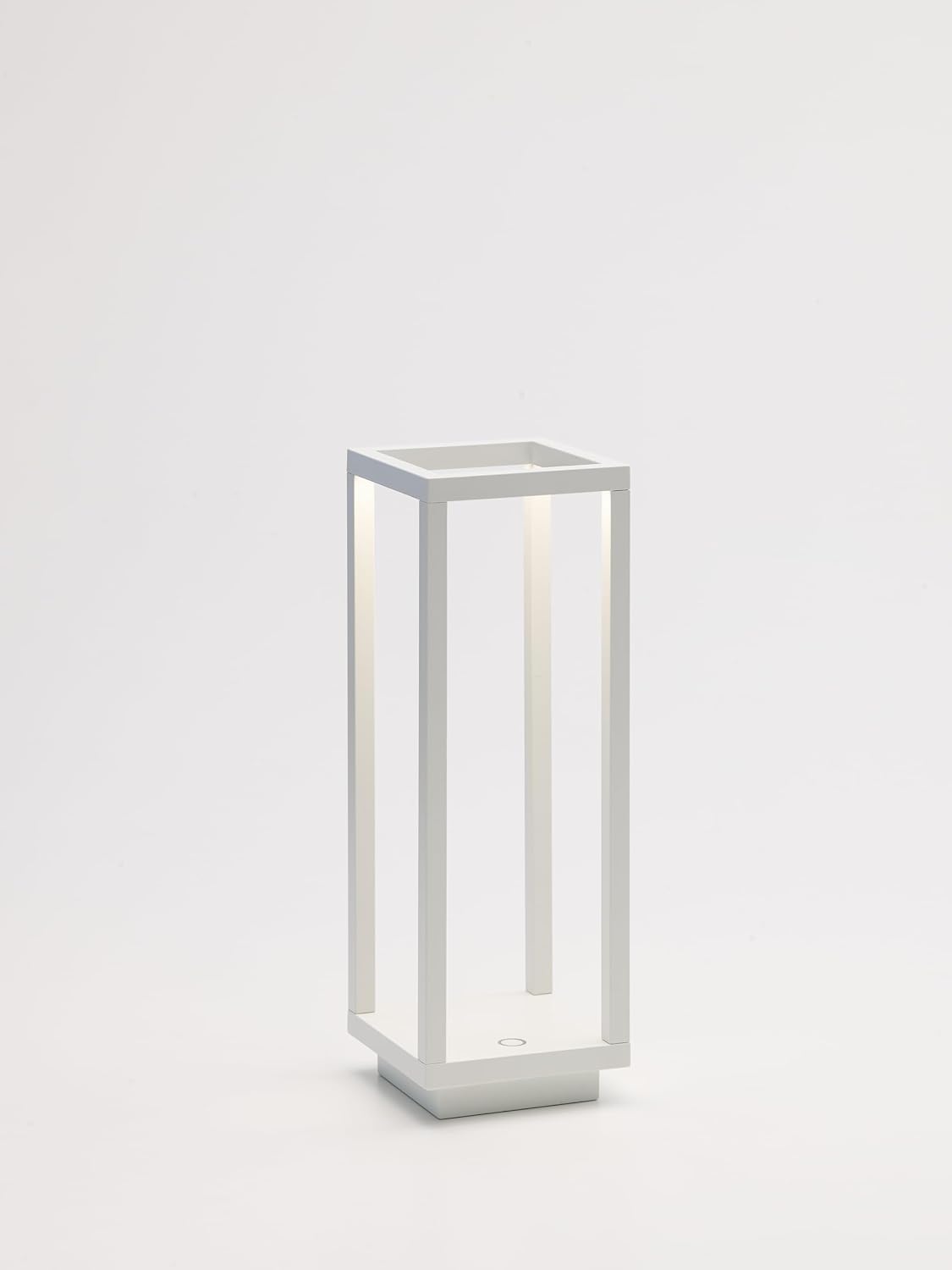 Zafferano, Home Pro Lamp, Rechargeable Cordless Table Lamp with Touch Controls, Suitable for Indoor and Outdoor, Dimmer, 3000 K, Height 11.6 Inches, White Color
