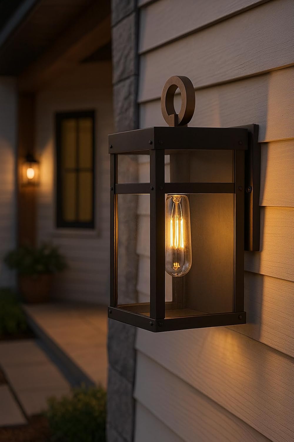 Hinkley Porter Single Light Wall Mount Outdoor Lantern – Lisa McDennon, Estate Series, Bulb Included, Aluminum, Clear Glass – Black with Burnished Transitional Accents