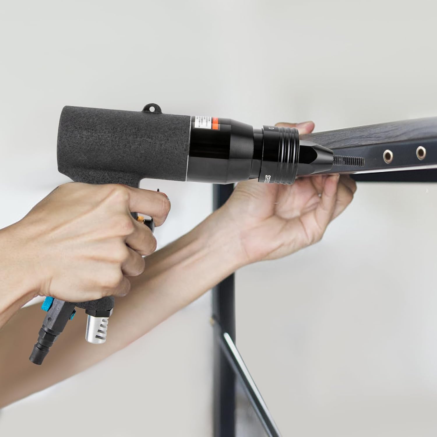 Pneumatic Rivet Nut Gun with 4 Gun Heads 10-24' 1/4' 5/16' 3/8' Air Rivet Nut Pull Setter Tool Industrial Grade Adjustable Speed Pull Rivnut Gun Professional Riveting Machine