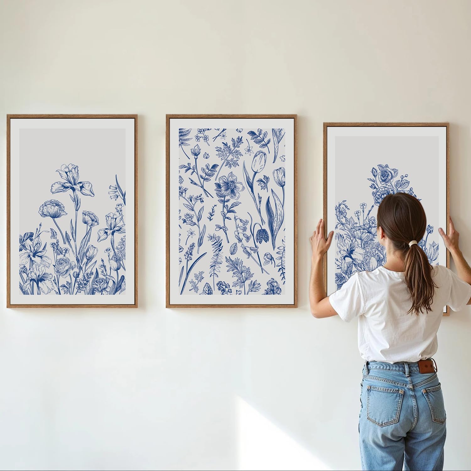 SIGNINART Classic Chinoiserie Framed Canvas Wall Art Set, Blue and White Floral Art Painting, Minimalist Botanical Flower Artwork, Navy Blue Wall Decor for Bedroom, Living Room, Office 24'x36'x3