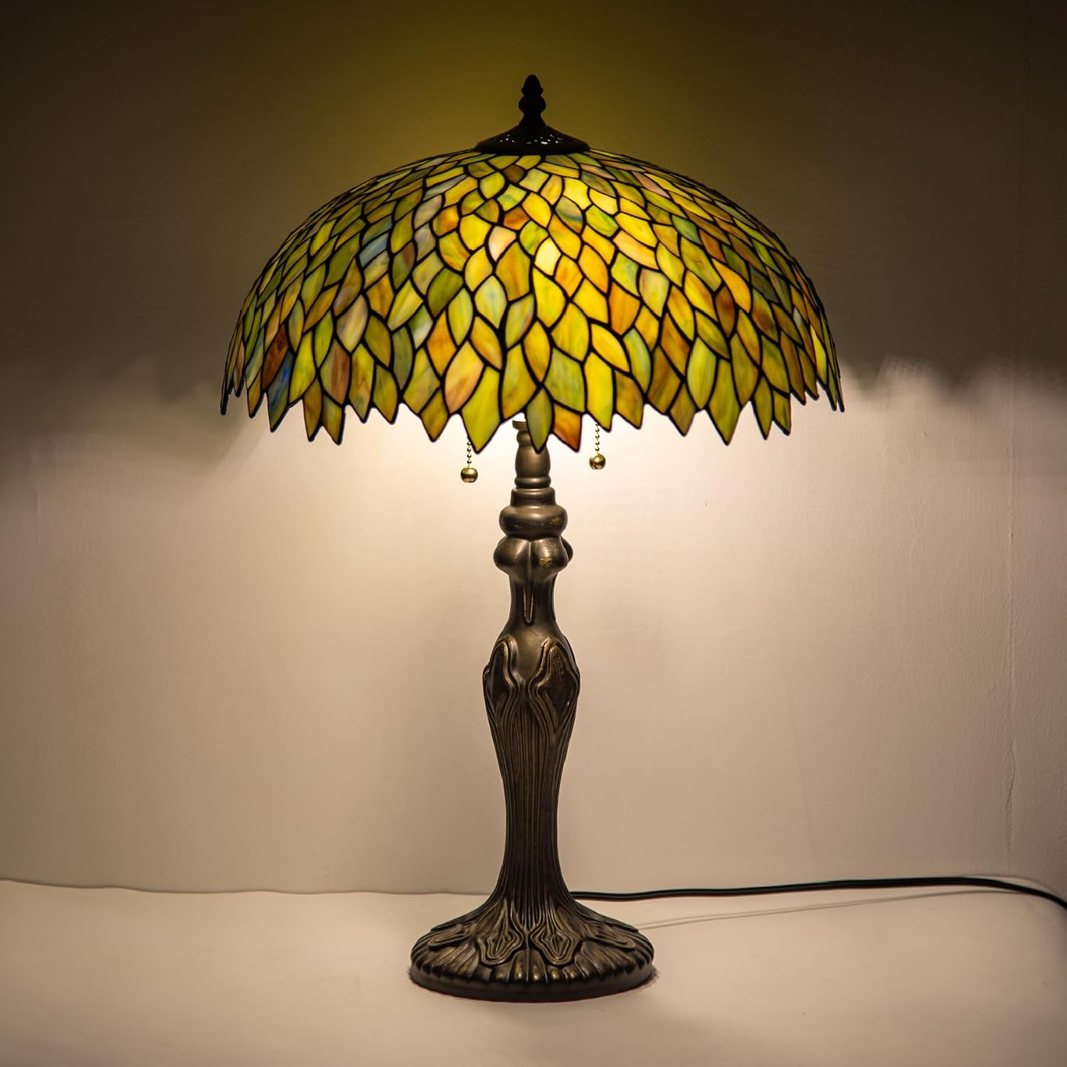 Tiffany Lamp 16' Stained Glass Table Lamp for Large Space Vintage Style Antique Bronze Base Desk Light Decorate Bedside Bedroom Living Room Entry Hallway Home Office (Green Wisteria)