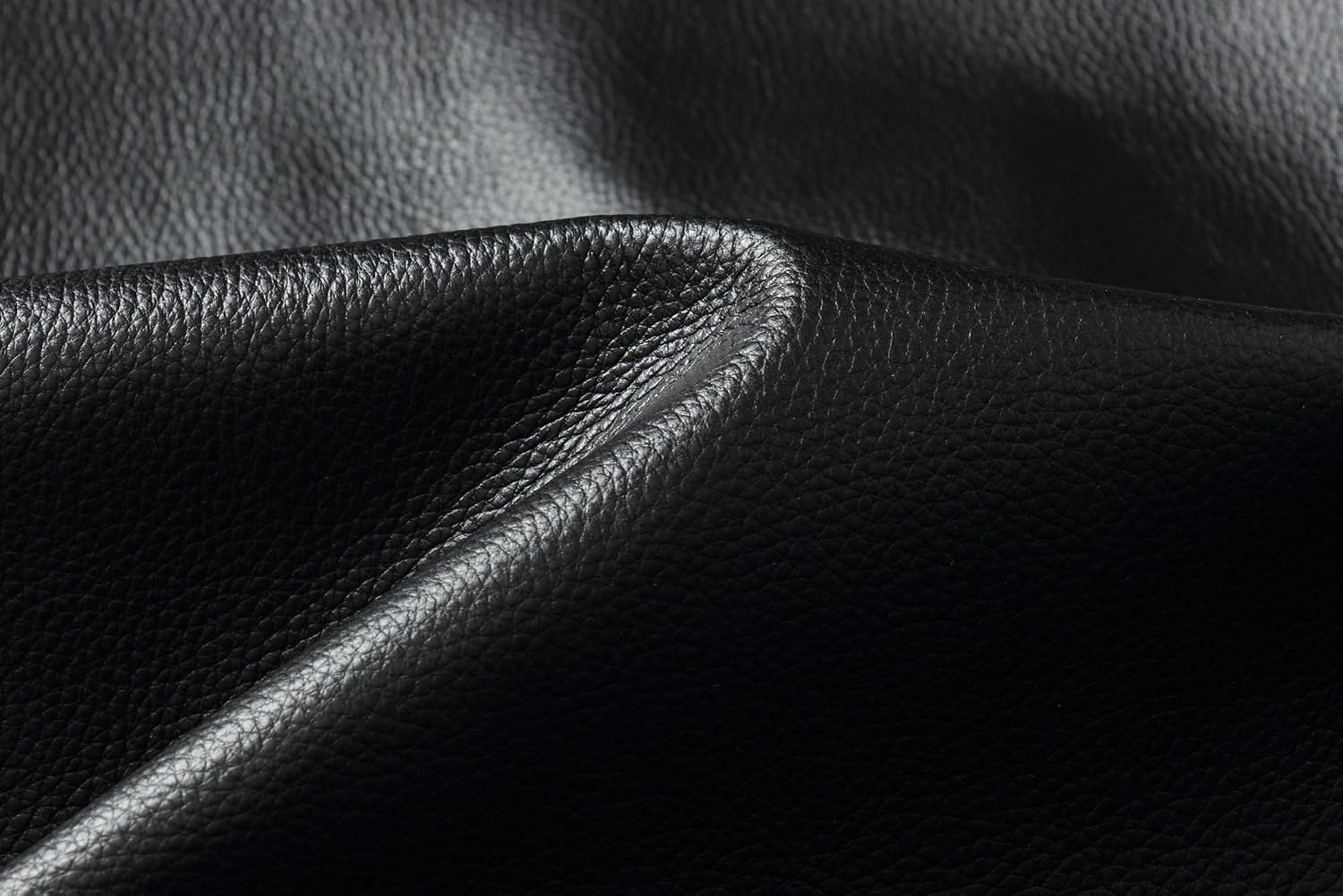 REED Leather HIDES - Cow Skins (40 Square Foot, Black)