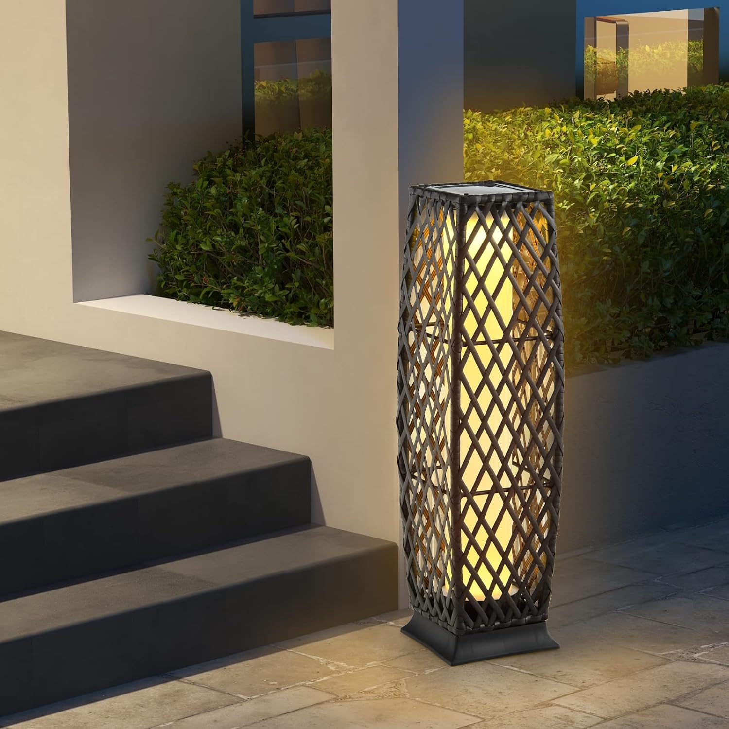 Tangkula 2 Pieces Outdoor Solar Powered Floor Lamps, IP65 Waterproof Wicker Floor Lamps with Auto On/Off LED Light, Outdoor Decor Lanterns for Garden Porch Pool Pathway Driveway (Diamond-Mix Brown)