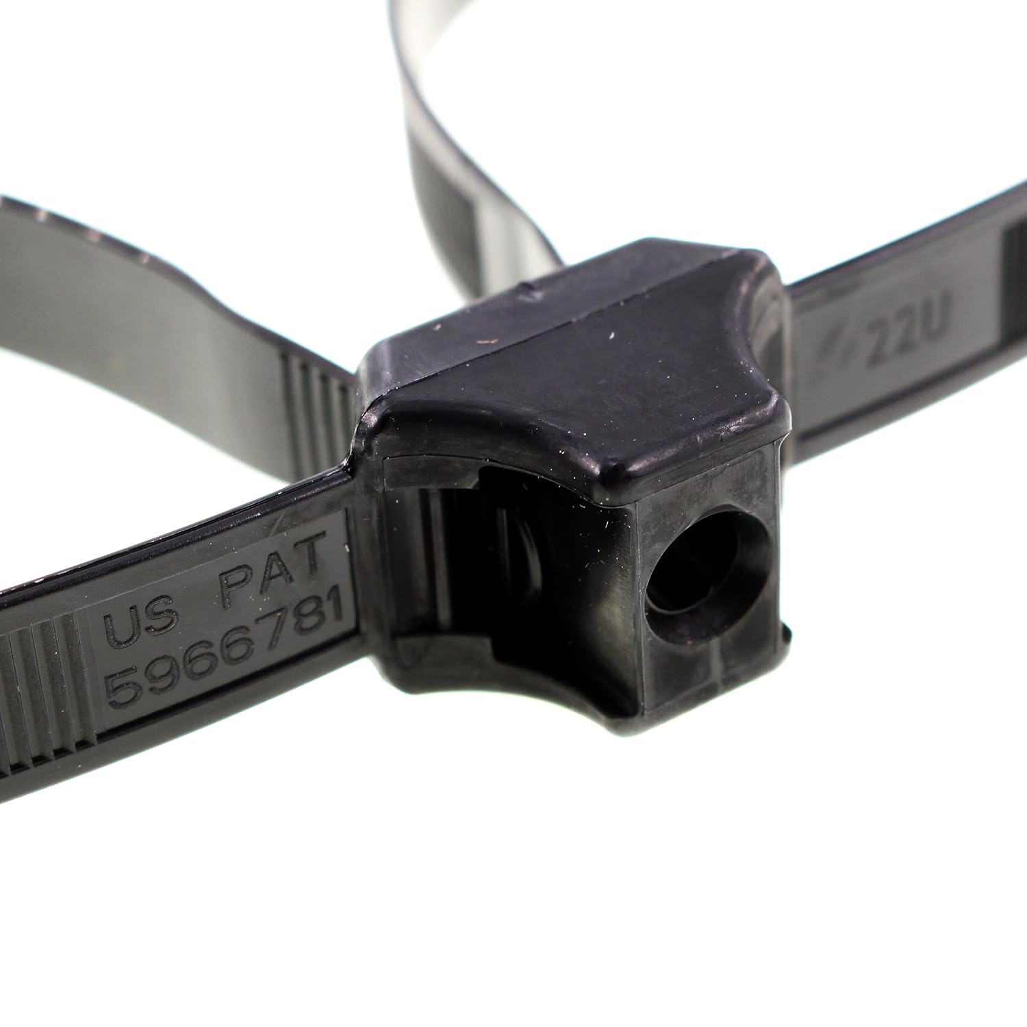 Hellermann Tyton DCT110HIRK2 115-00033 Dual Clamp Tie Black 19' 150 lb 1/4' Stud - 50 Pack
