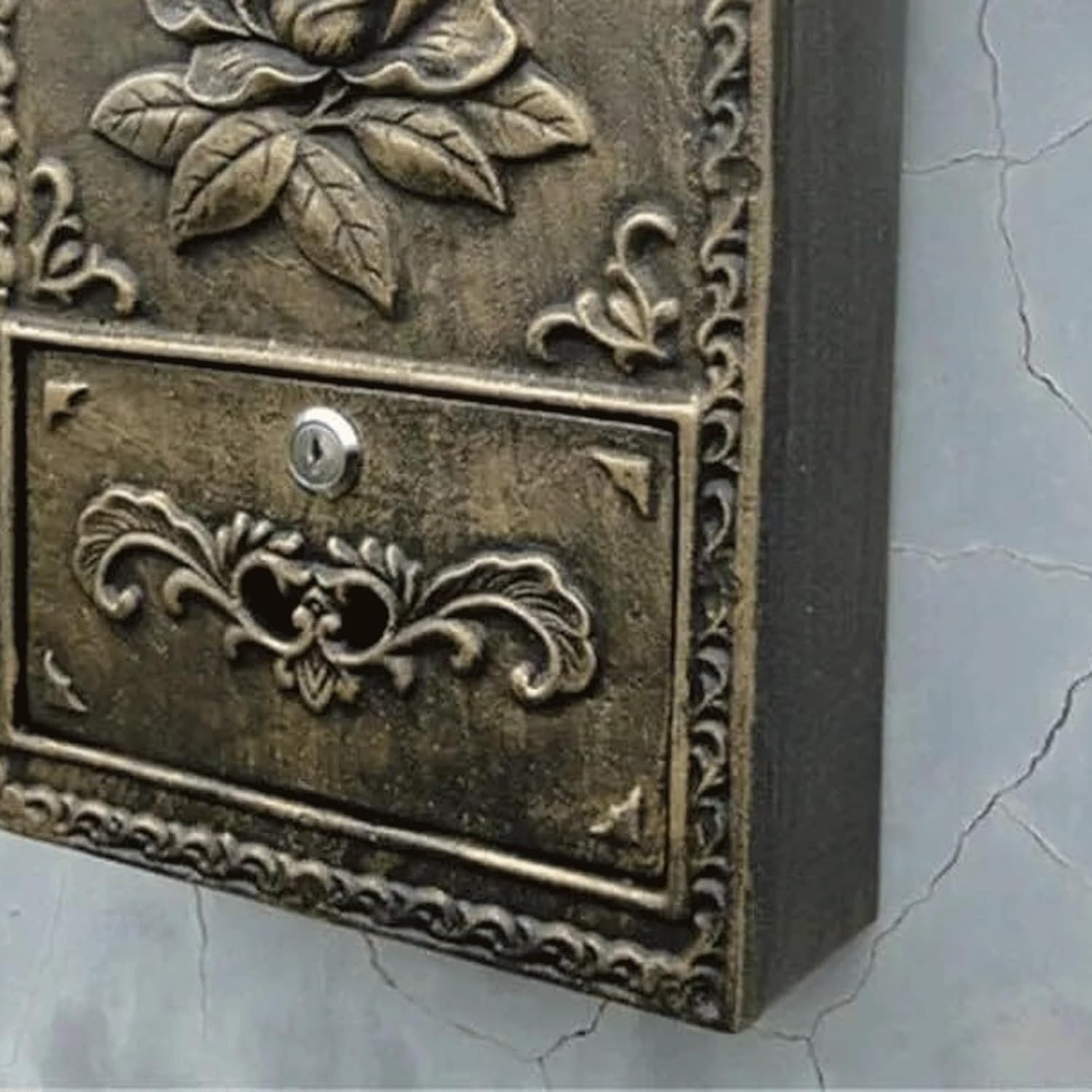 Locking Mailboxes Aluminum Mailbox for Outside Drop Box with Rose Relief Post Box Rustic Comment Box Metal Suggestion Box