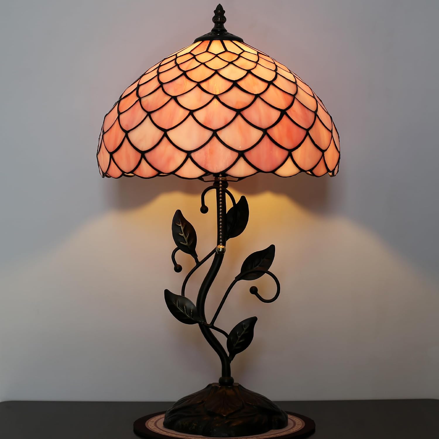 Tiffany Lamp Stained Glass Style Table Lamp Pink Fishscale Style Bedside Desk Reading Light W12H19 Inch Metal Leaf Base with Metal Leaf Base