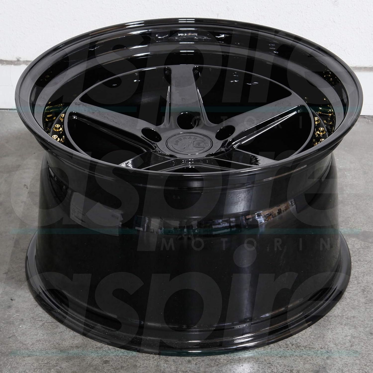 Aodhan DS-05 Custom Wheel - 18x9.5, 30 Offset, 5x114.3 Bolt Pattern, 73.1mm Hub - Gloss Black with Gold Rivets Rim