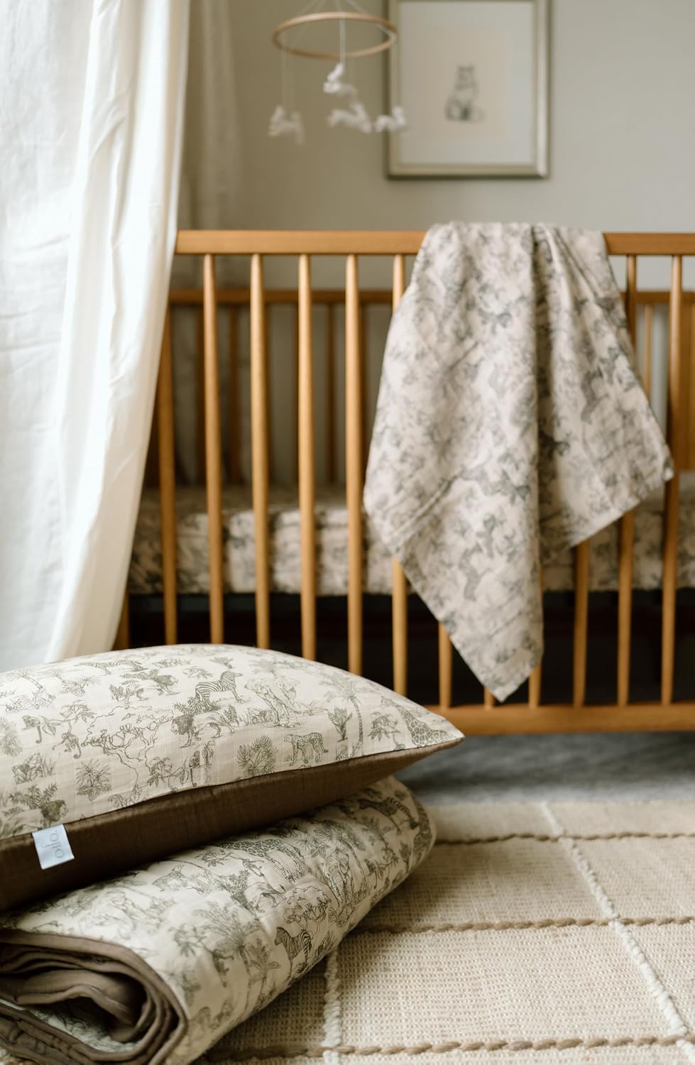 Oilo Vintage Safari Crib Bedding Set, 5-Layer Organic Cotton Muslin Crib Quilt & Sham, Jungle Elephant Giraffe Lion Zebra, Toddler Comforter 45x60, Reversible, Neutral Boy Nursery