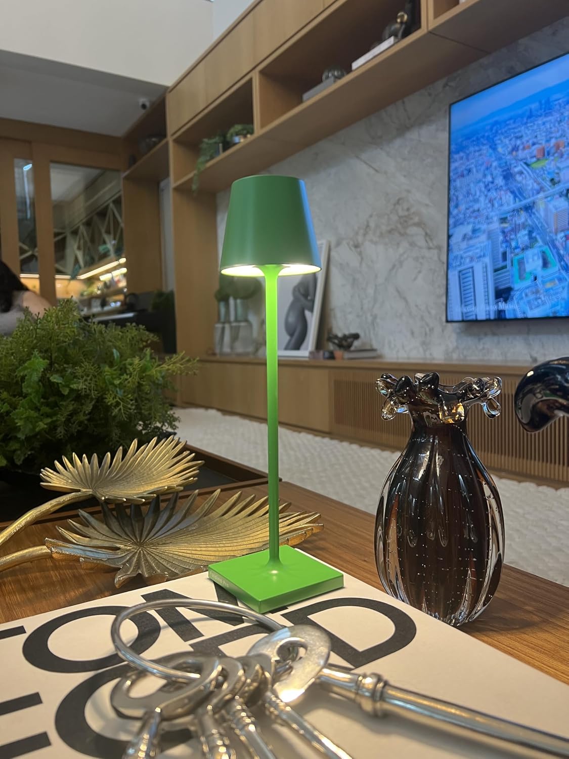 Zafferano, Poldina Micro Lamp, Rechargeable Cordless Table Lamp with Touch Controls, Suitable for Indoor and Outdoor, Dimmer, 2200-3000 K, Height 10.8 Inches, Apple Green Color