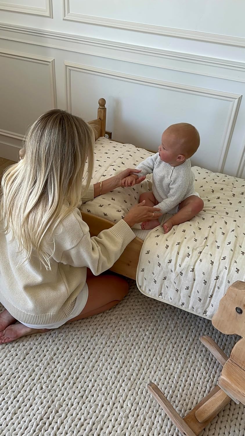 Oilo Squirrel Crib Bedding Set, 5-Layer Organic Cotton Muslin Crib Quilt & Sham, Squirrel Nursery, Toddler Comforter 45x60, Reversible, Neutral Cream