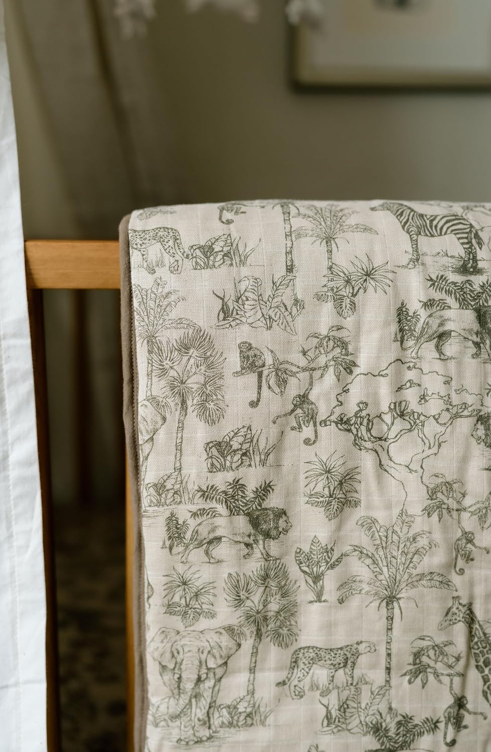Oilo Vintage Safari Crib Bedding Set, 5-Layer Organic Cotton Muslin Crib Quilt & Sham, Jungle Elephant Giraffe Lion Zebra, Toddler Comforter 45x60, Reversible, Neutral Boy Nursery