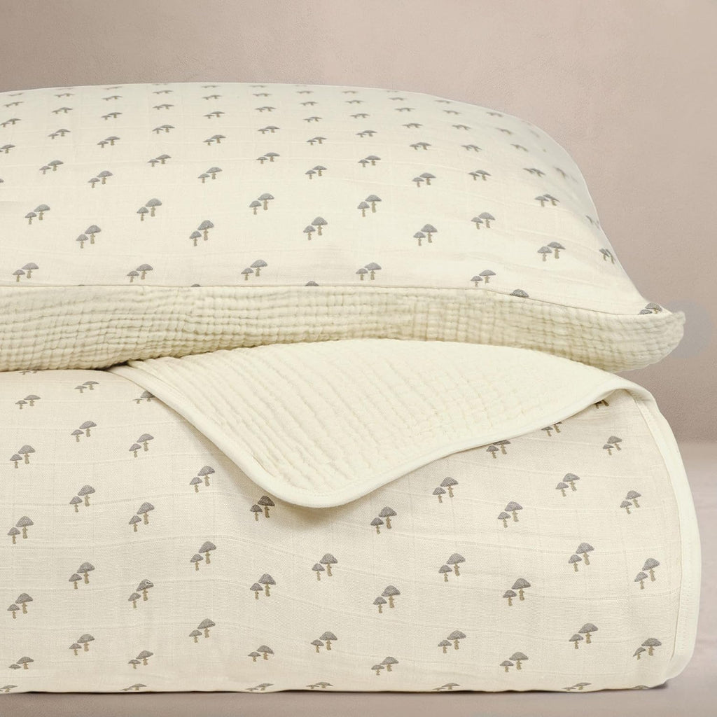 Oilo Mushroom Crib Bedding Set, 5-Layer Organic Cotton Muslin Crib Quilt & Sham, Mushroom Nursery, Toddler Comforter 45x60, Reversible, Neutral Cream