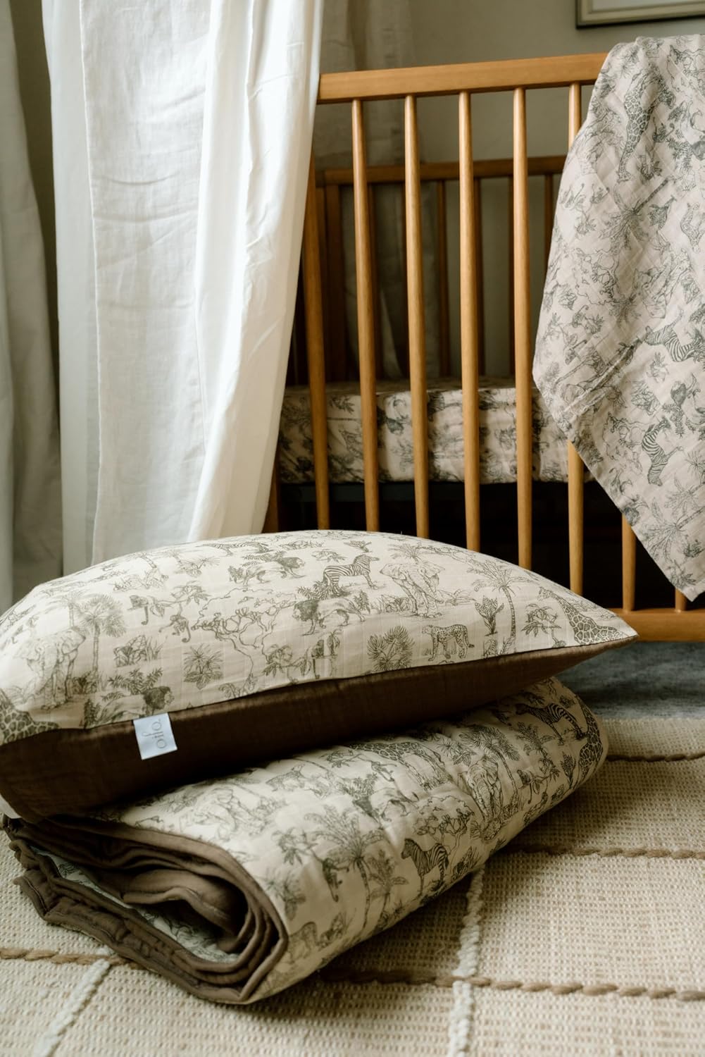 Oilo Vintage Safari Crib Bedding Set, 5-Layer Organic Cotton Muslin Crib Quilt & Sham, Jungle Elephant Giraffe Lion Zebra, Toddler Comforter 45x60, Reversible, Neutral Boy Nursery