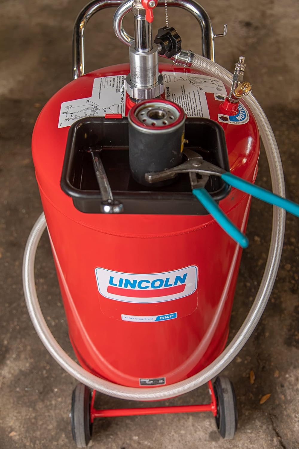 Lincoln 3635 Pneumatic 25 Gallon Pressurized Fluid Drain and Evacuation Tank, 51'-76' Adjustable Funnel Height, Heavy-Gauge Steel, 18' Offset Bowl with Metal Filter Screen, 4' Swivel Casters, Red