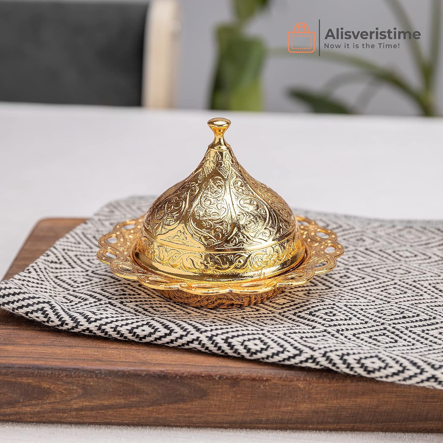 Alisveristime Handmade Turkish Tea Water Zamzam Serving Set Glasses Saucer, Tray and Spoon (Gold)