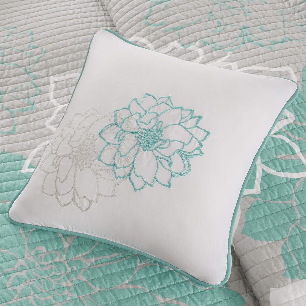 Madison Park Lola 100% Cotton Quilt Set - Casual Floral Channel Stitching Design, All Season, Lightweight Coverlet Bedspread Bedding, Shams, Decorative Pillows, King/Cal King(104'x94'), Aqua 6 Piece