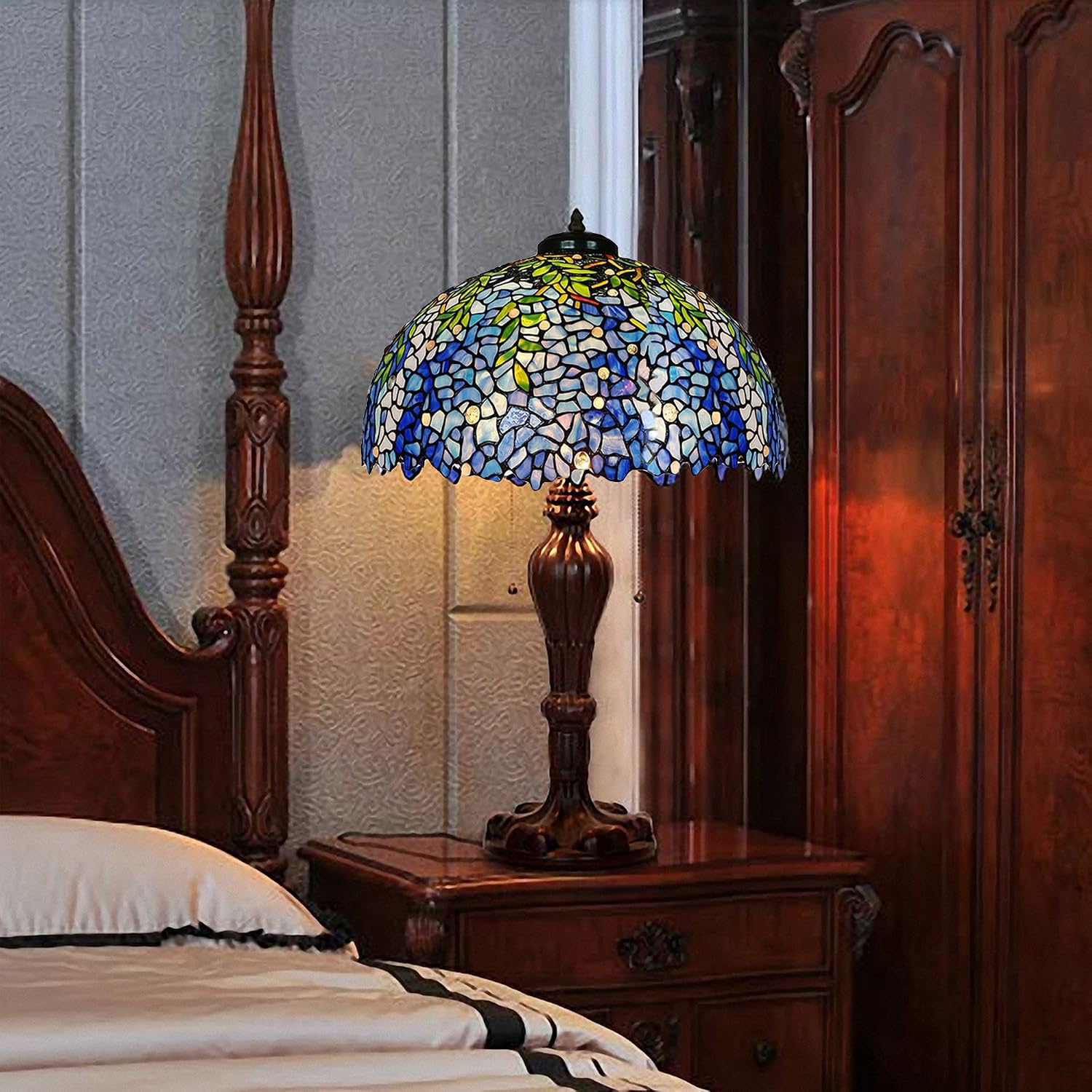 MAGCOLOR Table Lamps, Tiffany Style Stained Glass Purple Wisteria Table Lamp with 16 inches Handmade Lampshade and Brown Round Lamp Base Made of Zinc Alloy,Suitable for Decorating Room