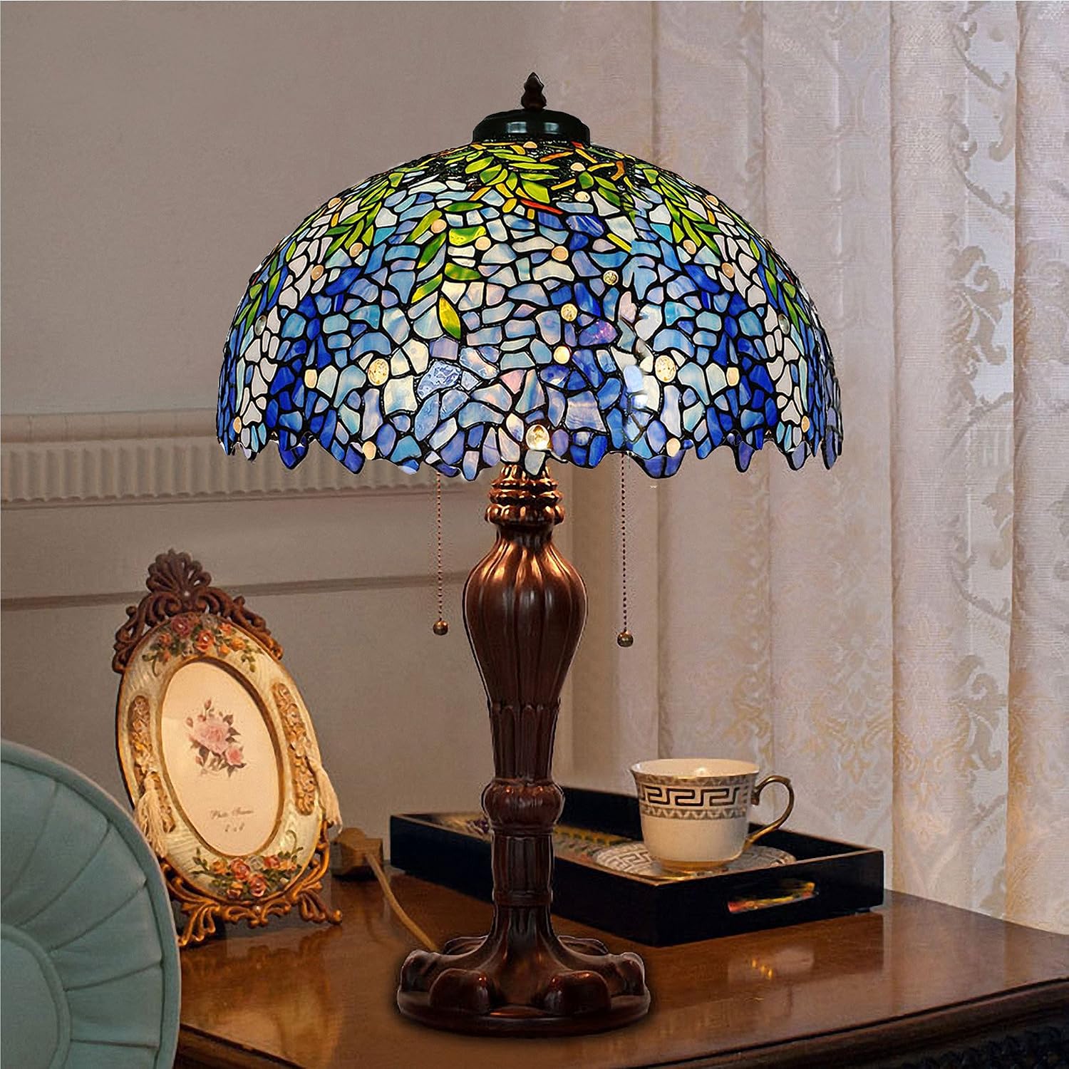 MAGCOLOR Table Lamps, Tiffany Style Stained Glass Purple Wisteria Table Lamp with 16 inches Handmade Lampshade and Brown Round Lamp Base Made of Zinc Alloy,Suitable for Decorating Room