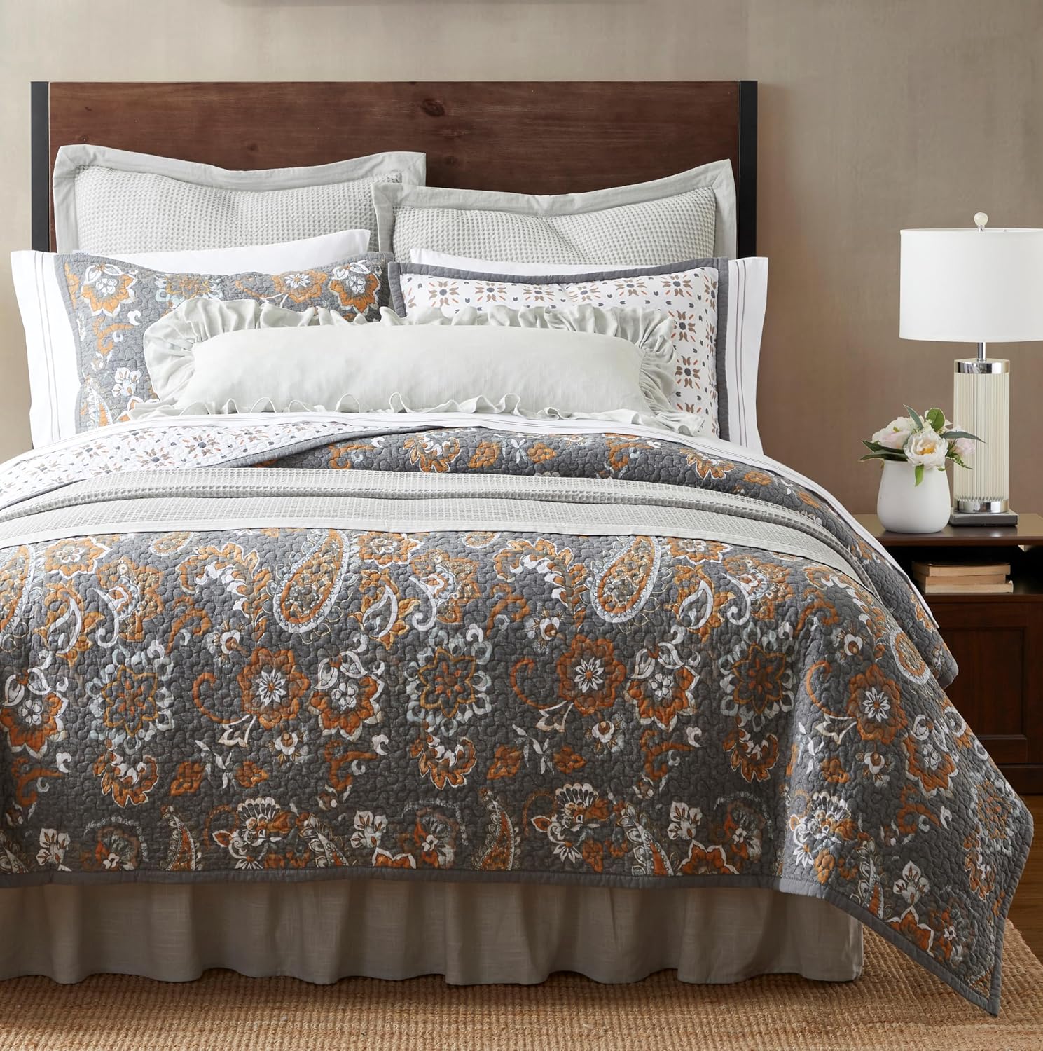 Paseo Road Abbie 3 Piece Quilt Set with Pillow Shams, Gray, King Size, Cotton Reversible Bed Set, Western Floral Farmhouse Style Bedding Set, 1 Quilt and 2 Pillow Cases