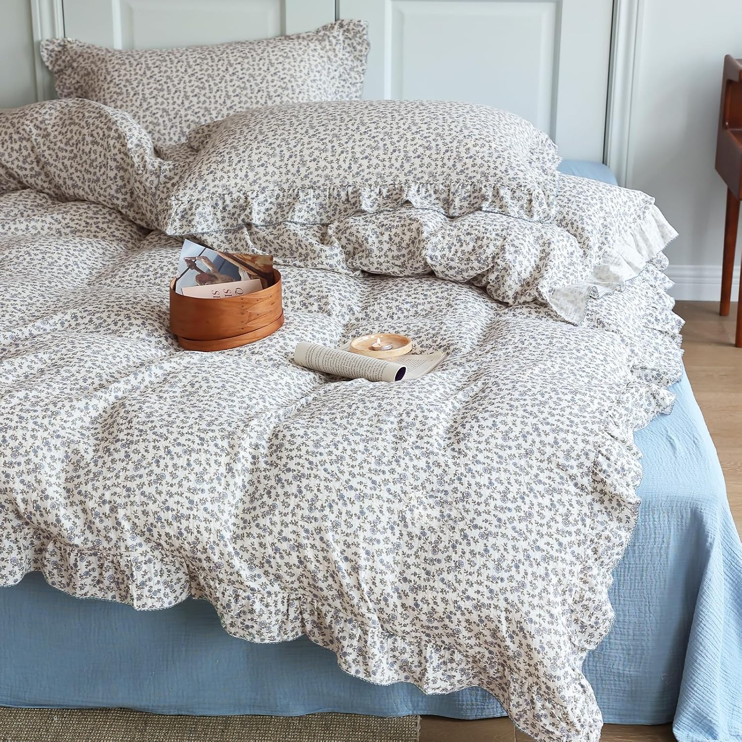 BuLuTu Blue Floral Print Duvet Cover King Size, Elegant Ruffles Bedding Set 3 Pieces, 100% Cotton Muslin Comforter Cover with 2 Pillowcases Soft Lightweight King Bed Set, Machine Wash