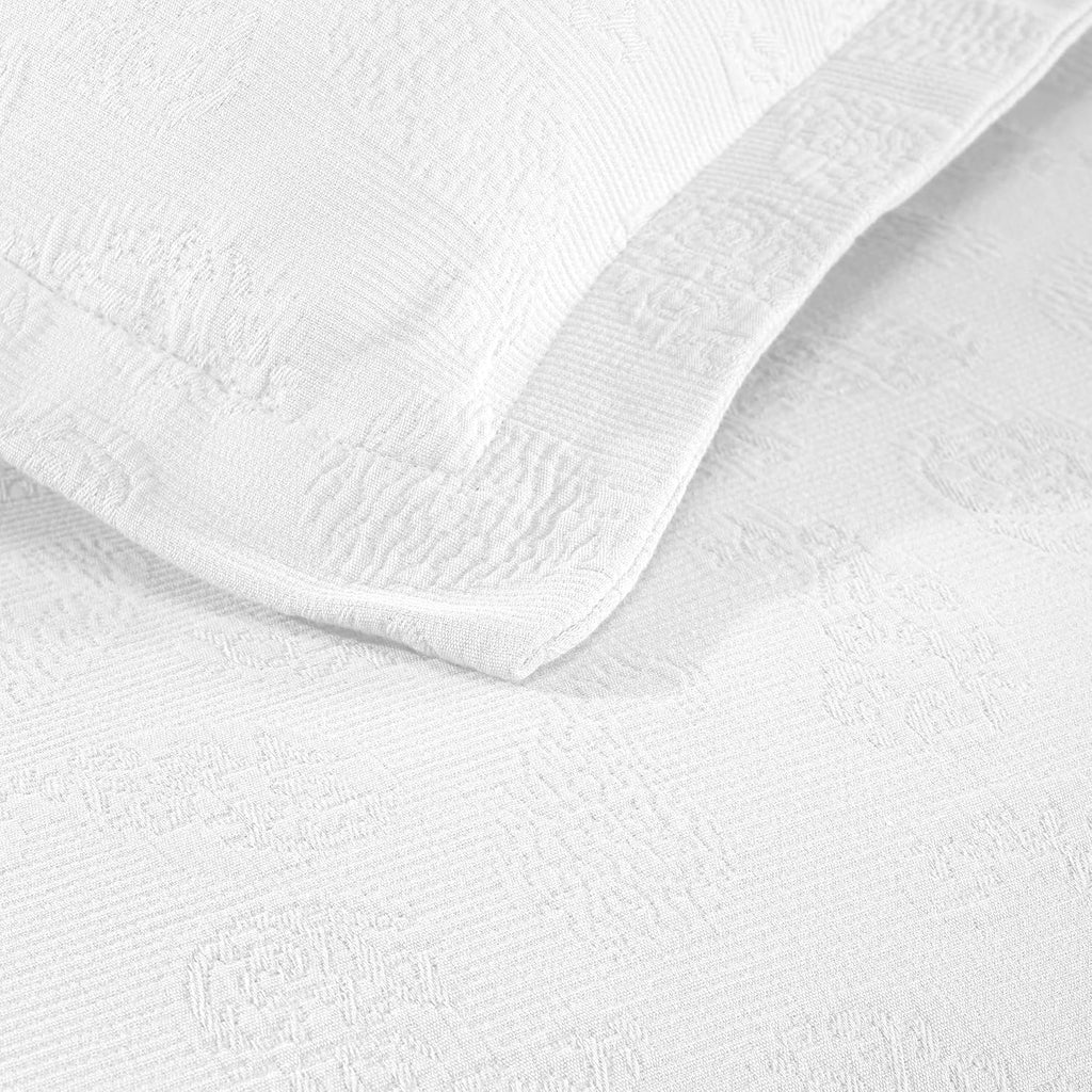 Superior Paisley Cotton 3 Piece Bedspread Set, Home Bed Decor, Decorative Textured Bed Spread, 2 Pillow Shams, Airy Blanket, Matelasse Coverlet Bedding, Vintage Floral Design, Full, White