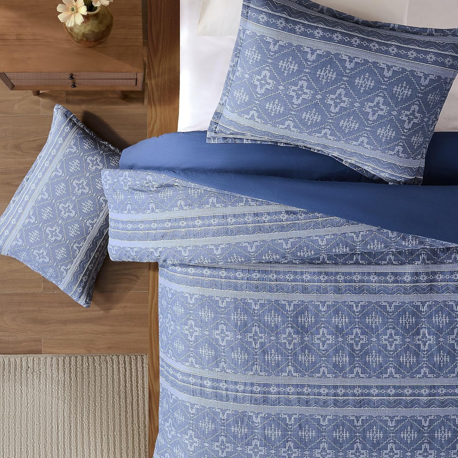 Pendleton 100% Cotton King Comforter Set – 3 Piece Comforter Set with 2 Pillow Shams, Blue Comforter with Geometric Design, Soft & Skin-Friendly Bedding Set (Four Corners) (King)